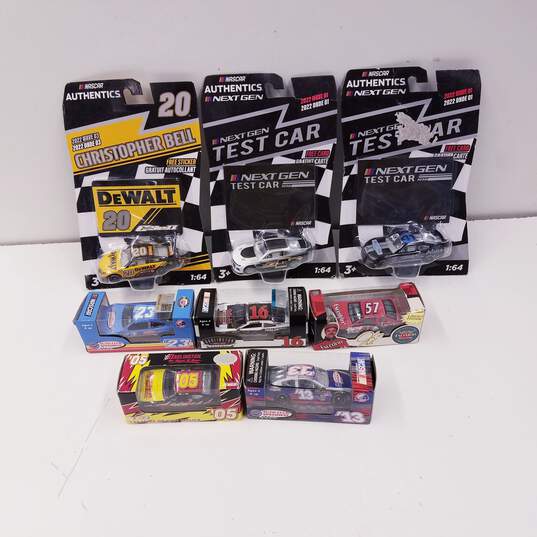 Lot of 8 Assorted Nascar Toy Cars image number 1