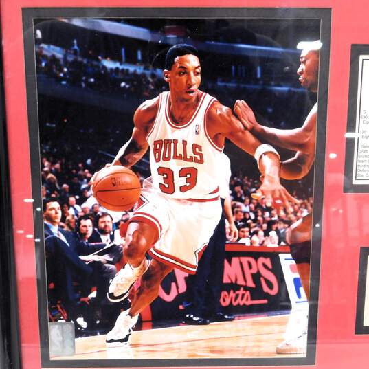 Scottie Pippen Chicago Bulls Career Highlights Wall Frame Vintage image number 2