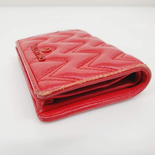 Mario Valentino Quilted Red Leather Bifold Wallet AUTHENTICATED image number 6