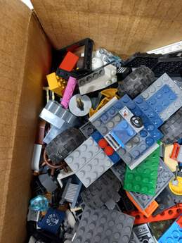 Bundle of Assorted Lego Building Bricks alternative image