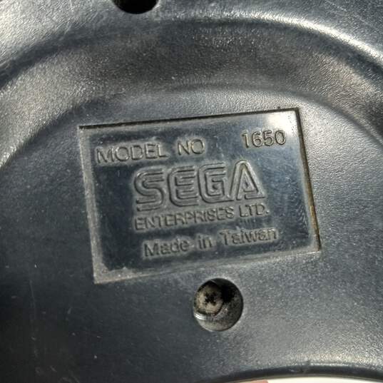 Sega Genesis System Console with Controller image number 9