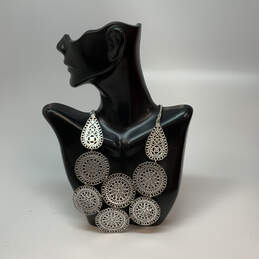 Designer Stella & Dot Medina Silver-Tone Medallion Cluster Bib Necklace