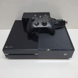 #2 Microsoft Xbox One 500GB Console Bundle with Games & Controller alternative image
