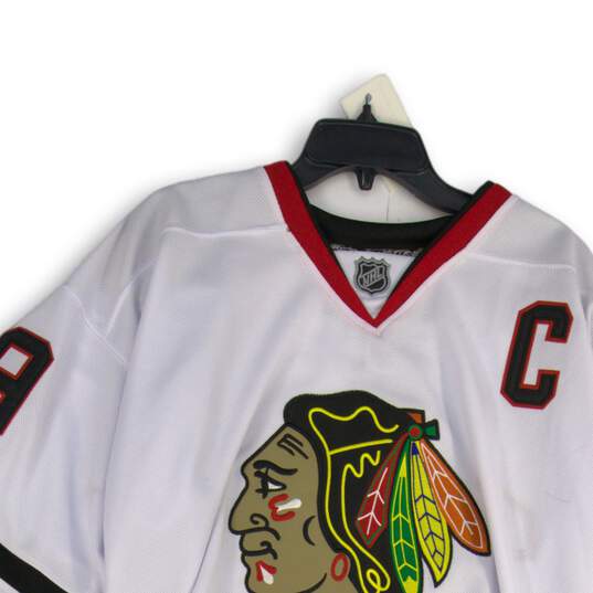 Reebok Mens White Chicago Blackhawks Jonathan Toews #19 NHL Jersey Size 52 image number 3