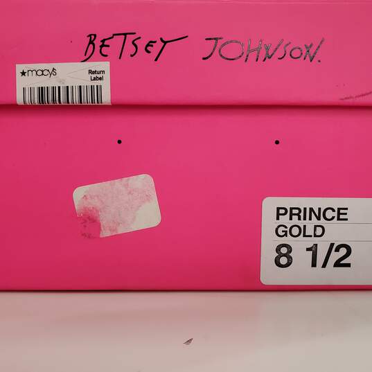Betsey Johnson Women's 'Prince' Gold D'Orsay Heels Size 8.5 image number 5