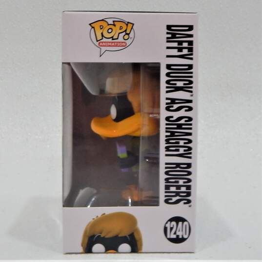 Funko POP! Animation: WB100 - Daffy Duck As Shaggy Rogers #1240 image number 2