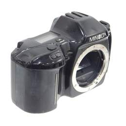 Minolta Brand Maxxum SPxi Model 35mm Film Camera w/ Case and Accessories alternative image