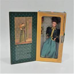 VTG Hallmark Special Edition Yuletide Romance & Victorian Elegance Barbie IOB alternative image