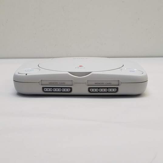 Sony PSone SCPH-101 console - gray >>FOR PARTS OR REPAIR<< image number 2