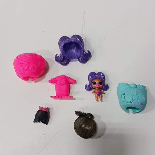 Bundle of Assorted LOL! Surprise Dolls with Accessories image number 3