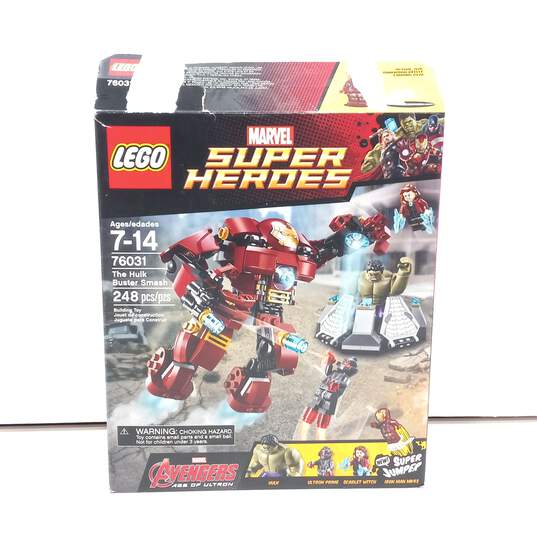 LEGO Super Heroes The Hulk Buster Smash