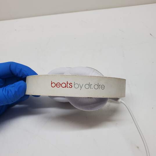 Beats By Dre White Over the Ear Headphones Untested image number 8
