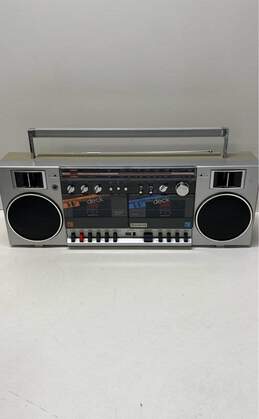 Samsung W-30S AM/FM Stereo Cassette Boombox