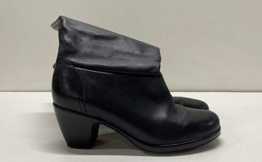 Dansko Black Leather Pull On Mid Heel Boots Shoe Size 10 image number 1