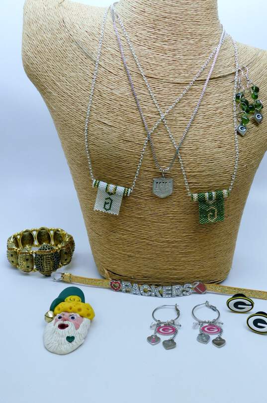 Buy the Green Bay Packers Fan Jewelry & Watch