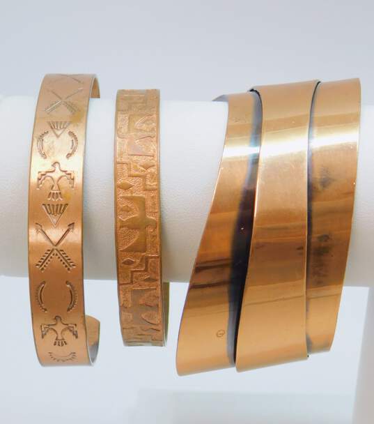 Variety Modernist & Southwestern Inspired Copper Cuff Bracelets 61.5g image number 1