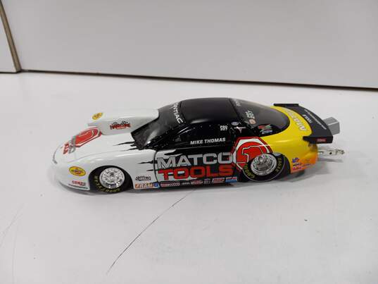 Matco Tools 2000 1:24 Scale Model Car image number 4