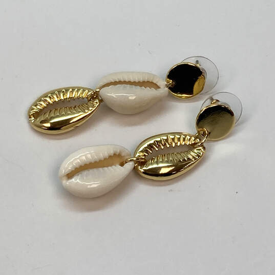 Designer J. Crew Gold-Tone Shell Push Back Fashionable Dangle Earrings image number 2