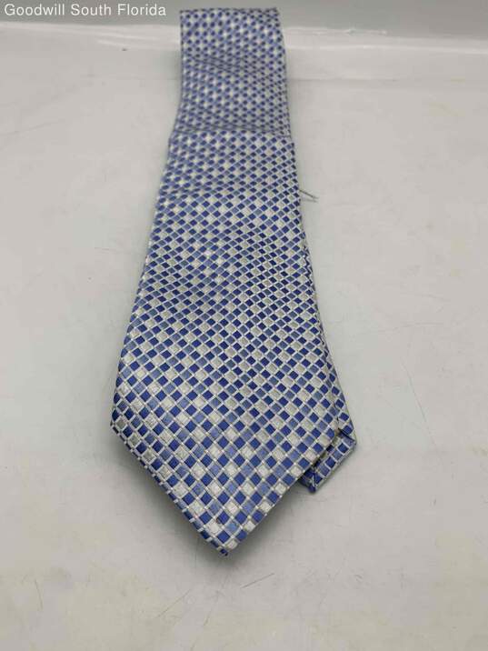 Donald J. Trump Mens White And Blue Tie image number 1