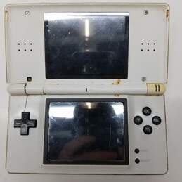 White Nintendo DS Lite For Parts/Repair alternative image