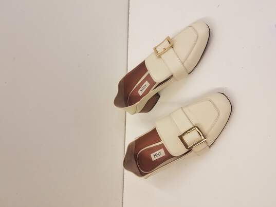Bally Ivory Collapsible Loafers Women's Sz 5 W COA image number 3