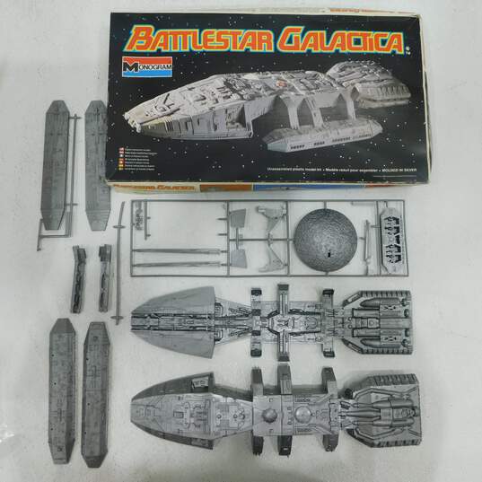 Vintage Monogram Battlestar Galactica Plastic Model Kit IOB image number 1