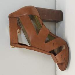 Michael Kors Brown Heels Size 5.5 alternative image