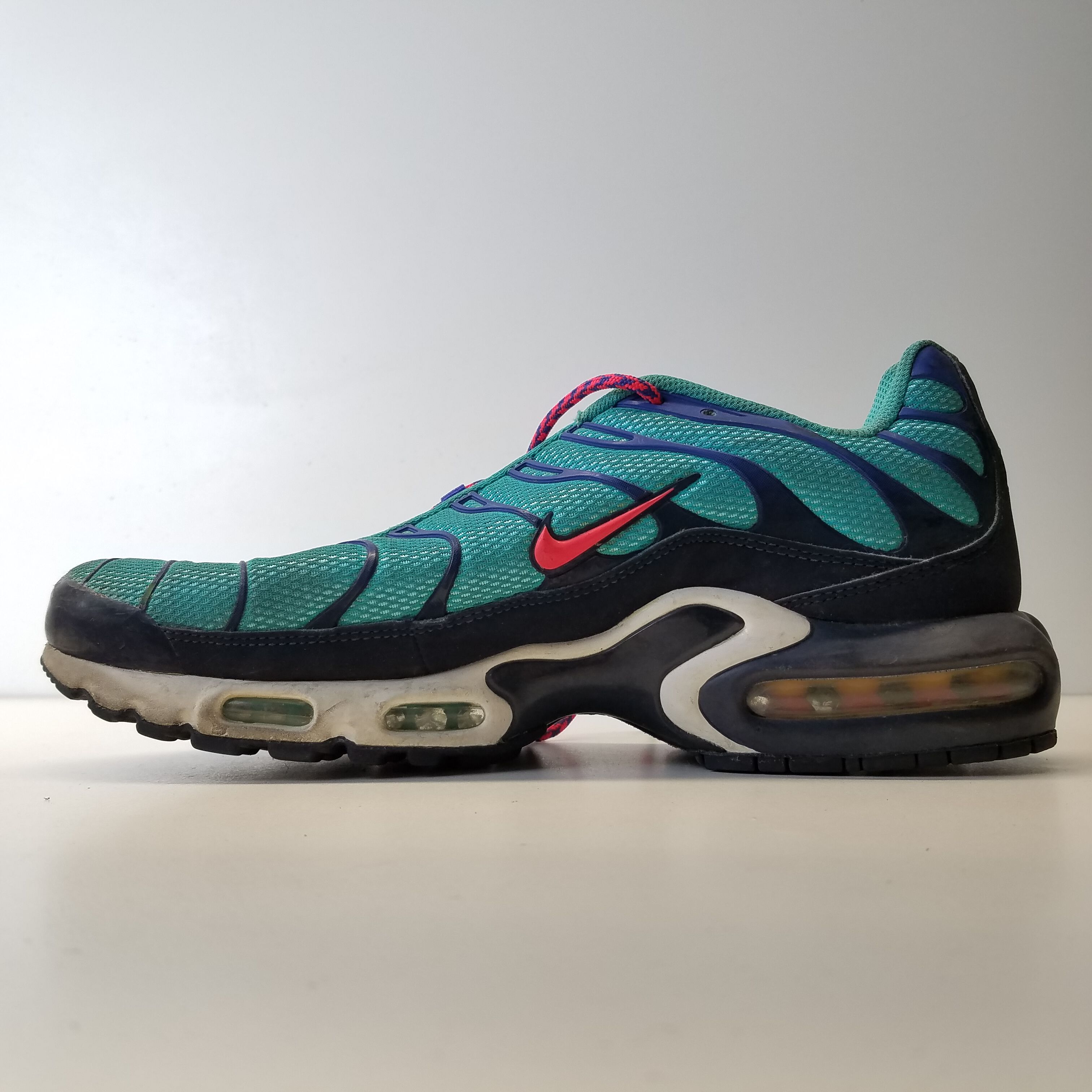 Buy the Nike Air Max Plus Discover Your Air Men Shoes Hyper Jade