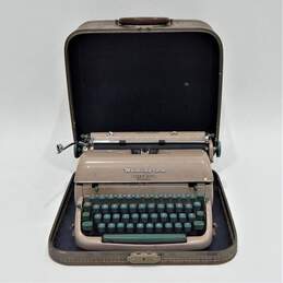 Vintage Remington Quiet Riter Eleven Portable Manual Typewriter With Case