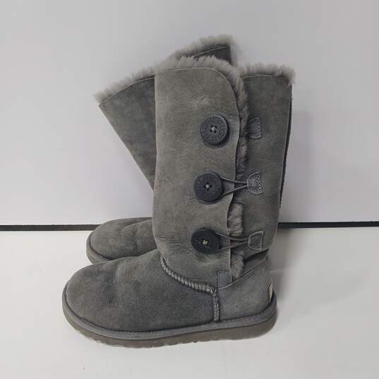 Ugg Women's S/N 1873 Gray Bailey Button Triplet Boots Size 5 image number 1