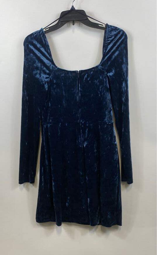 Francesca's Blue Casual Dress - Size Medium image number 2