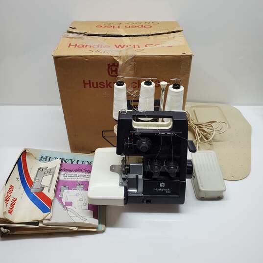 Huskylock 430 Serger Sewing Machine with Manual IOB Untested image number 1