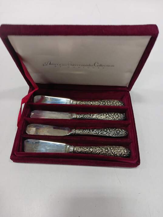 American Silversmith's Collection By Godinger Silver Floral Butter Knives image number 1