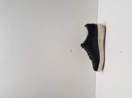 Gravity Defyer Black Sneaker Women's Size 6.5 alternative image