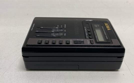 AIWA Auto Reverse Model HS-T50 Stereo Radio Cassette Player Super Bass Singapore image number 4