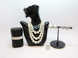 VNTG Pell Monet Fash Faux Pearl Clip Earrings Necklace Bracelet Owl Brooch