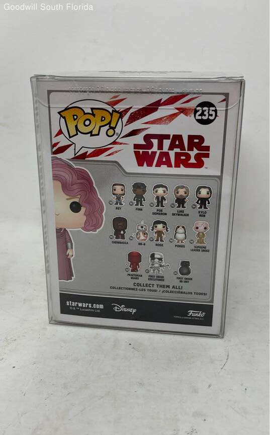 Funko Pop Vice Admiral Holdo Vinyl Bobble-Head image number 6