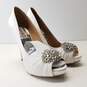 Badgley Mischka Ivory Satin Jeweled Peep Toe Pump Heels Shoes Size 7.5 M image number 3