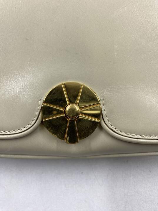 Buy the Gucci Beige Handbag | GoodwillFinds