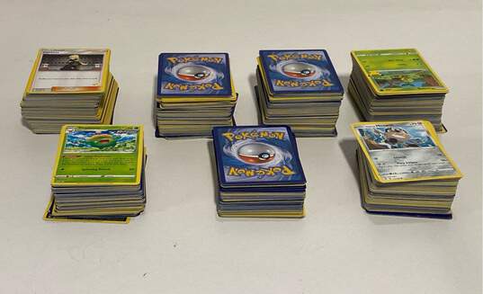 Assorted Pokémon TCG Common, Uncommon and Rare Trading Cards (600 Plus Cards) image number 6