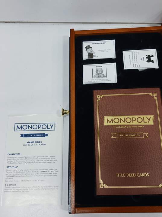 Monopoly Heirloom Edition Board Game image number 2