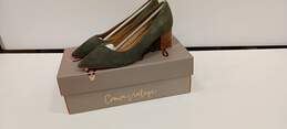 Crown Vintage Women's Green Heels Size 8 alternative image