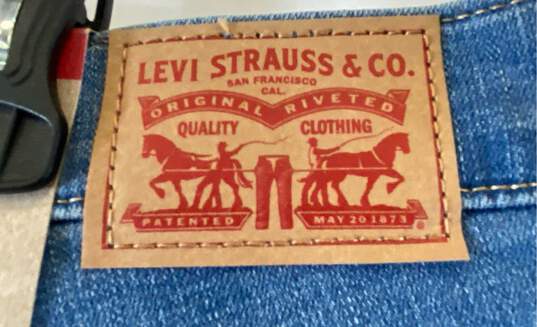 NWT Levi's 724 Womens Blue High Rise Hypersoft Denim Straight Leg Jeans Size 20W image number 9