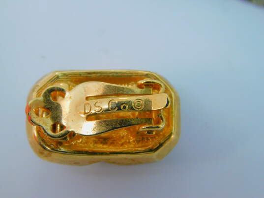 Vintage DS Co Daniel Swarovski Blue Crystal Gold Tone Clip-On Earrings 12.4g image number 5