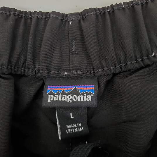 Patagonia Athletic WM's Black Mid Rise Loose Running Shorts Size L image number 4