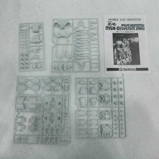 ZVEZDA BTR-80 Russian Carrier & Bandai MSN-01 Space Suit Model Kits CIB image number 3