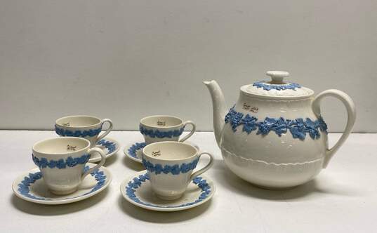 Wedgewood Queensware 14 Piece China Tableware Coffee Pot / Plate Set image number 2
