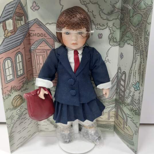Doll of the Month Collection 'August' Porcelain Doll IOB image number 2