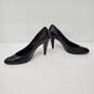 VTG Charles Jourdan Black Leather Heel Pumps Size 6B image number 3