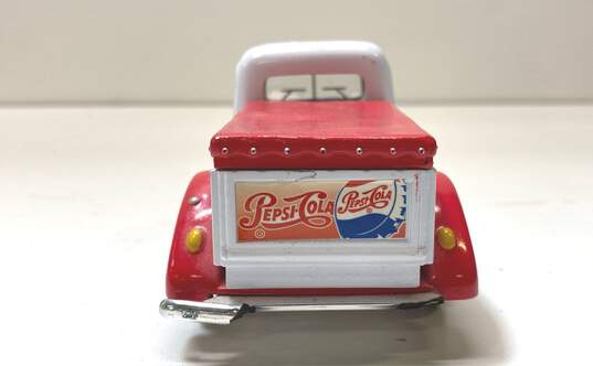 Golden Wheel Pepsi Ford 40 Vintage Style Die Cast Collectable Truck image number 6